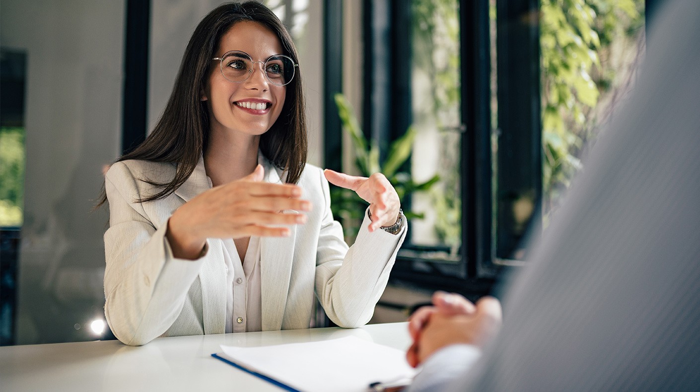 Was ist ein Stay Interview? Wie sie Mitarbeiter zum Bleiben bewegen